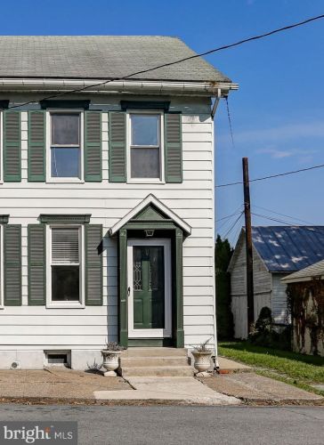 110 Coover St, Navy Sup Dpt PA  17055-4219 exterior