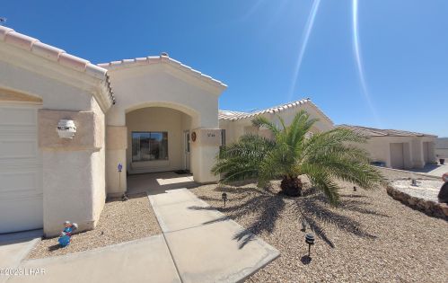 3748 Tahitian Dr, Lake Havasu City, AZ 86406-6452