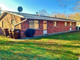 431 Sullivan Ave, Akron, OH 44305-3748