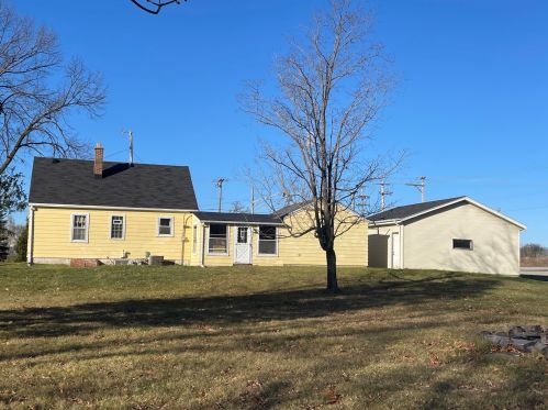 9574 107th St, Milwaukee, WI 53224-1108