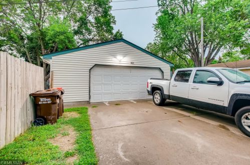 857 4th Ave, South Saint Paul MN  55075-3011 exterior