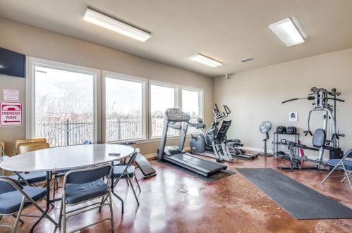 3604 Tuscan Hl Cir, Denton TX  76210-8066 exterior