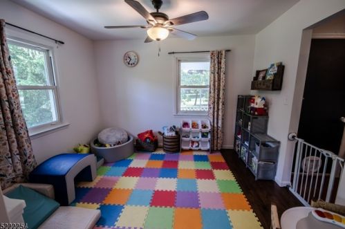 14 Jackie Dr, Hackettstown NJ  07840-5628 exterior