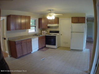 2406 5th Ave, Toms River NJ  08753-6028 exterior
