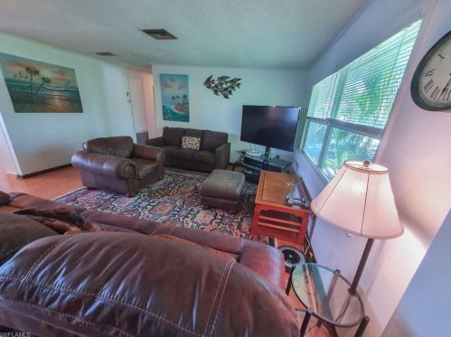 738 Matanzas Ct, Fort Myers Beach FL  33931-2120 exterior