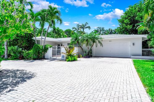 510 Gardenia Ter, Delray Beach FL  33444-1715 exterior