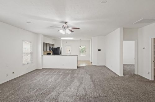 17219 Hannah Oaks Ln, Humble, TX 77396-3096
