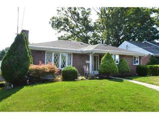 220 Calvert St, Bridgeville, PA 15017-1916