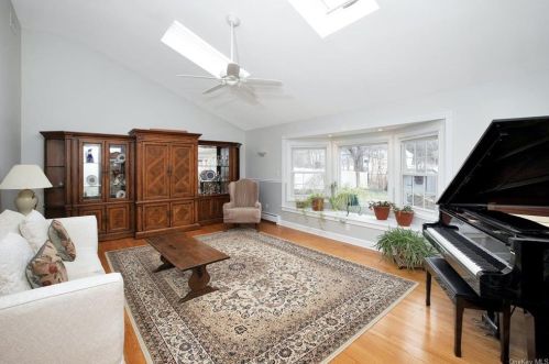 171 Rutgers Rd, Orangeburg, NY 10962-2716