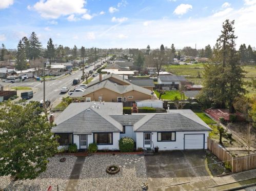 804 Leo Dr, Santa Rosa, CA 95407-7419