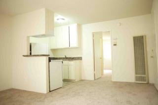 6842 Fulton Ave, North Hollywood CA  91605-4574 exterior