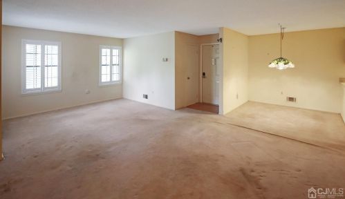 145 Wycoff Way, East Brunswick, NJ 08816-5639