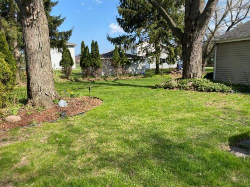 915 Silver Lake St, Oconomowoc, WI 53066-3856