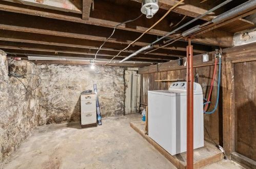 527 Lehigh Ave, Palmerton PA  18071-1914 exterior