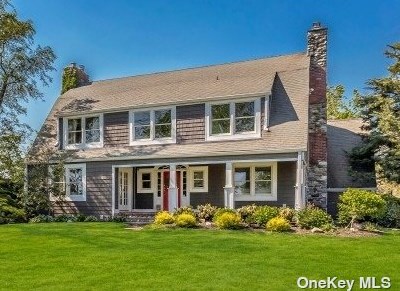 45 Griffing Ave, Amityville, NY 11701-3744
