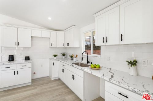 17004 Holton St, West Covina CA  91791-3839 exterior