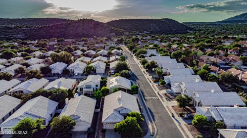 5225 Windriver Pl, Tucson, AZ 85750-7021