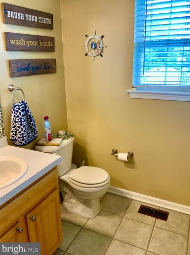 329 Billings Ave, West Deptford NJ  08066-1157 exterior