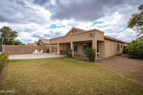 6258 Blackhawk Dr, Glendale AZ 85308-6671 exterior