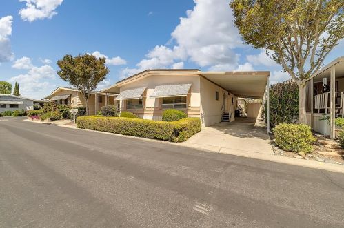 66 Quail Hollow Dr, San Jose, CA 95128-4532