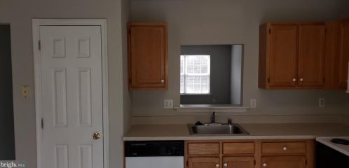 3 Saddle Ridge Ct, Wilmington DE  19808-2736 exterior