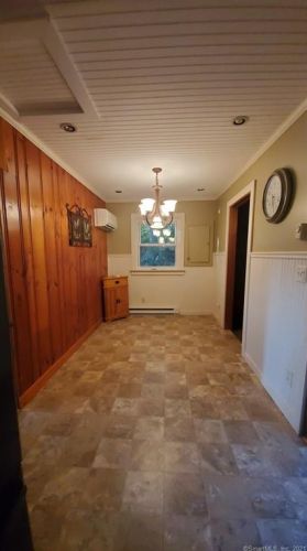 93 Lakeview Dr, Colchester CT  06415-2333 exterior