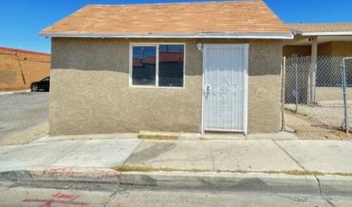 115 2nd Ave, Barstow CA  92311-2856 exterior