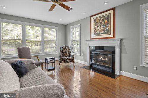 590 Abbey Ct, Blue Bell PA  19422-1303 exterior