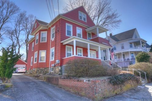 26 Alger Pl, United States Coast Guard Ac, CT 06320-4804