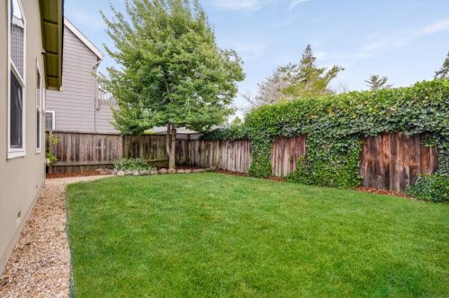 1009 Marsh Rd, Redwood City CA  94063-4431 exterior