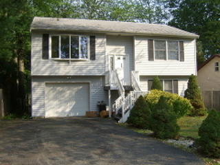 589 Lake Shore Dr, Parsippany NJ  07054-3623 exterior