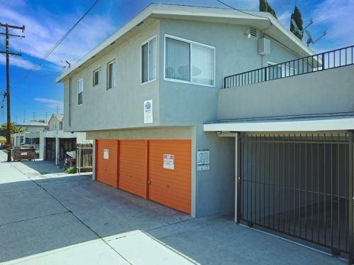 6501 Cherry Ave, Long Beach, CA 90805-2651