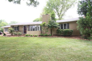 6912 Stockton Dr, Knoxville, TN 37909-2631