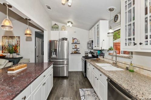 1081 Eagle Mtn Dr, Big Bear City CA  92314-9522 exterior