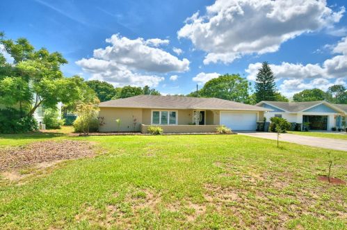 144 Lincoln Rd, Winter Haven, FL 33884-2226