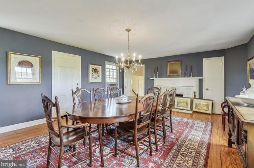 20209 St Louis Rd, Purcellville VA  20132-4905 exterior