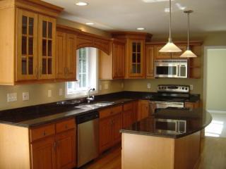 541 Logan St, Brooklyn NY  11208-6025 exterior