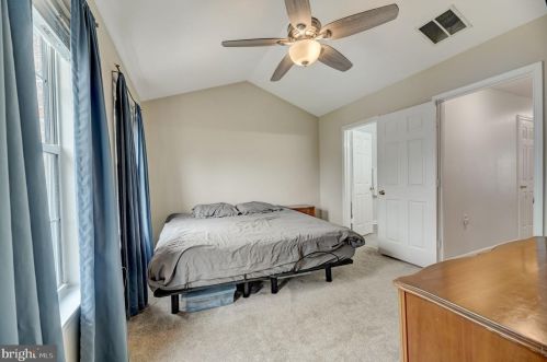 2496 Clover Fld Cir, Herndon VA  20171-4339 exterior