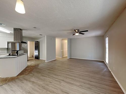 245 Craig St, Burleson TX  76028-3505 exterior
