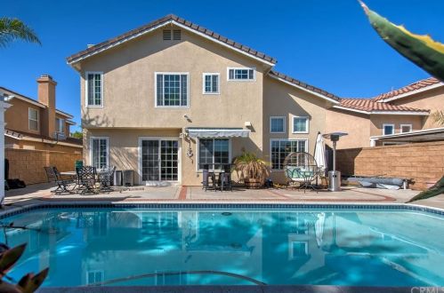 8 Moccasin Trl, Trabuco Canyon, CA 92679-1418