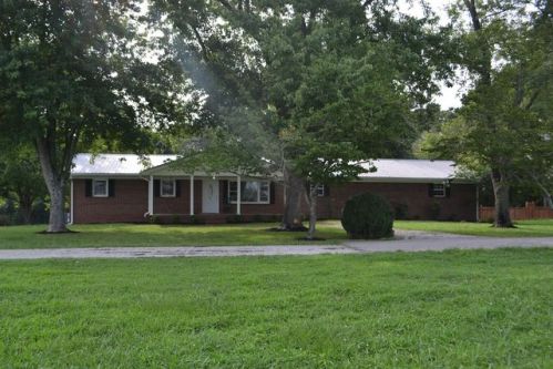 786 Shaffie Ln, Mc Minnville, TN 37110-6315