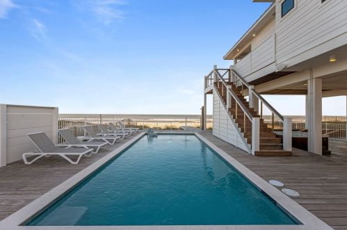 840 Gorrie Dr, Saint George Island FL  32328-2908 exterior