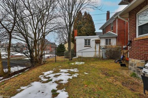 1828 Washington Blvd, Easton PA  18042-4633 exterior