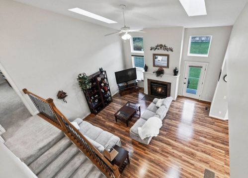 2887 Keannen St, Blacklick, OH 43004-6027