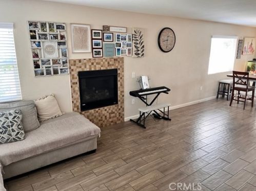 799 7 St, Colton CA 92324-3505 exterior