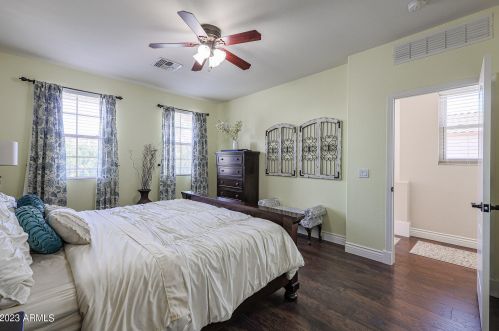 4078 Mariposa Dr, Gilbert AZ 85298-2223 exterior