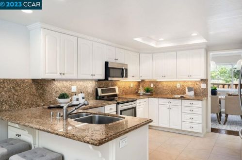 312 Sycamore Hill Ct, Danville CA  94526-3660 exterior