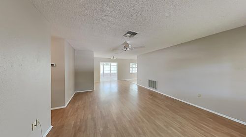 8115 Bismark Ct, Port Richey, FL 34668-1702