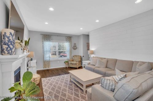 2903 Harrison St, Belmar NJ 07719-4307 exterior