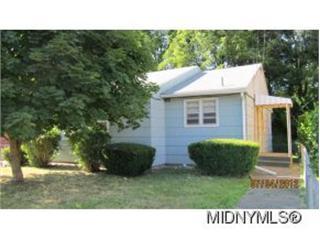 150 Roosevelt Dr, Utica, NY 13502-5708